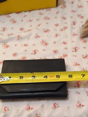 Vintage Gary's Leather Fold-Over Clutch Wristlet in Black